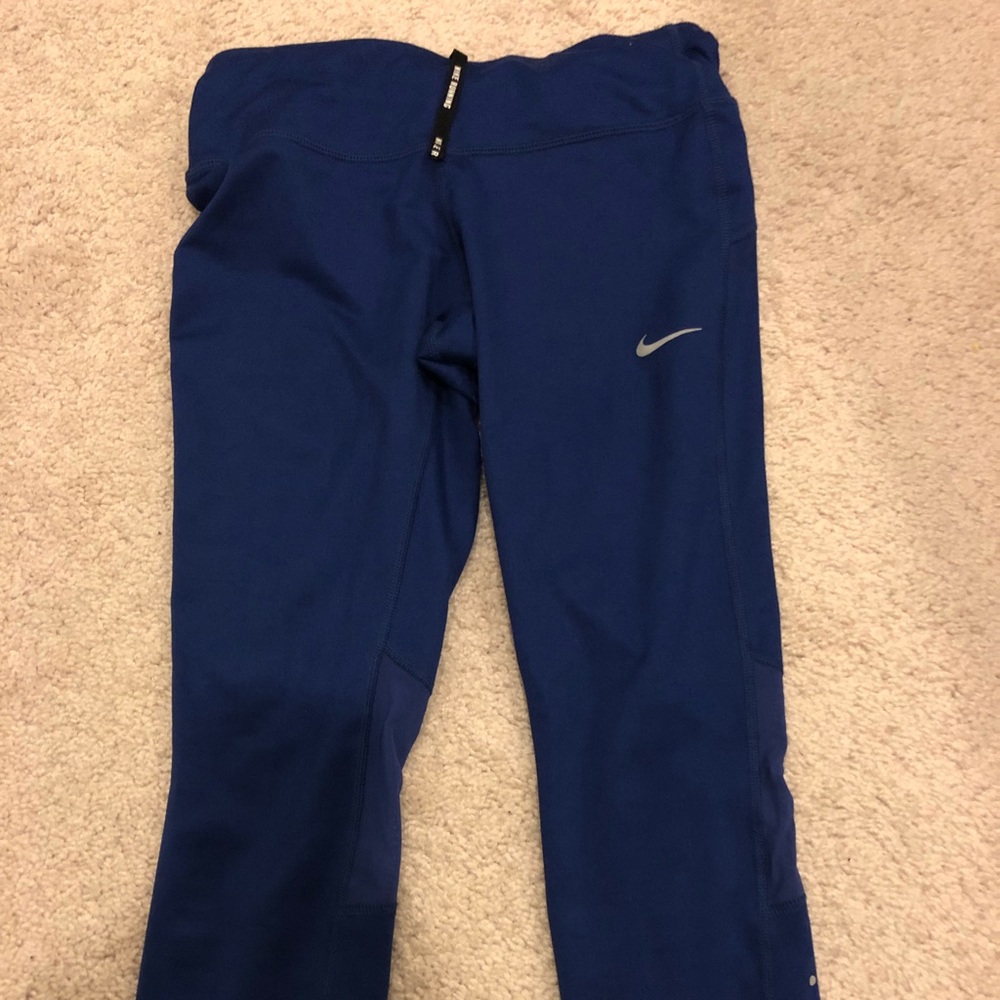 NIKE cropped Dri-fit